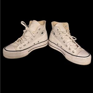 White Converse Women’s Platform Sneaker